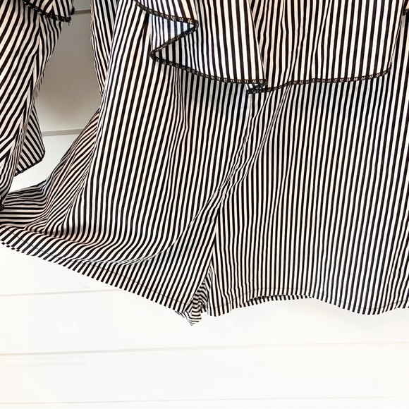 Missguided | NWTs Stripped Layered Bell Sleeve Romper Size 6 - Picture 9 of 12